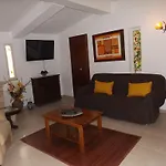 Casa Pinheiromar * Албуфейра